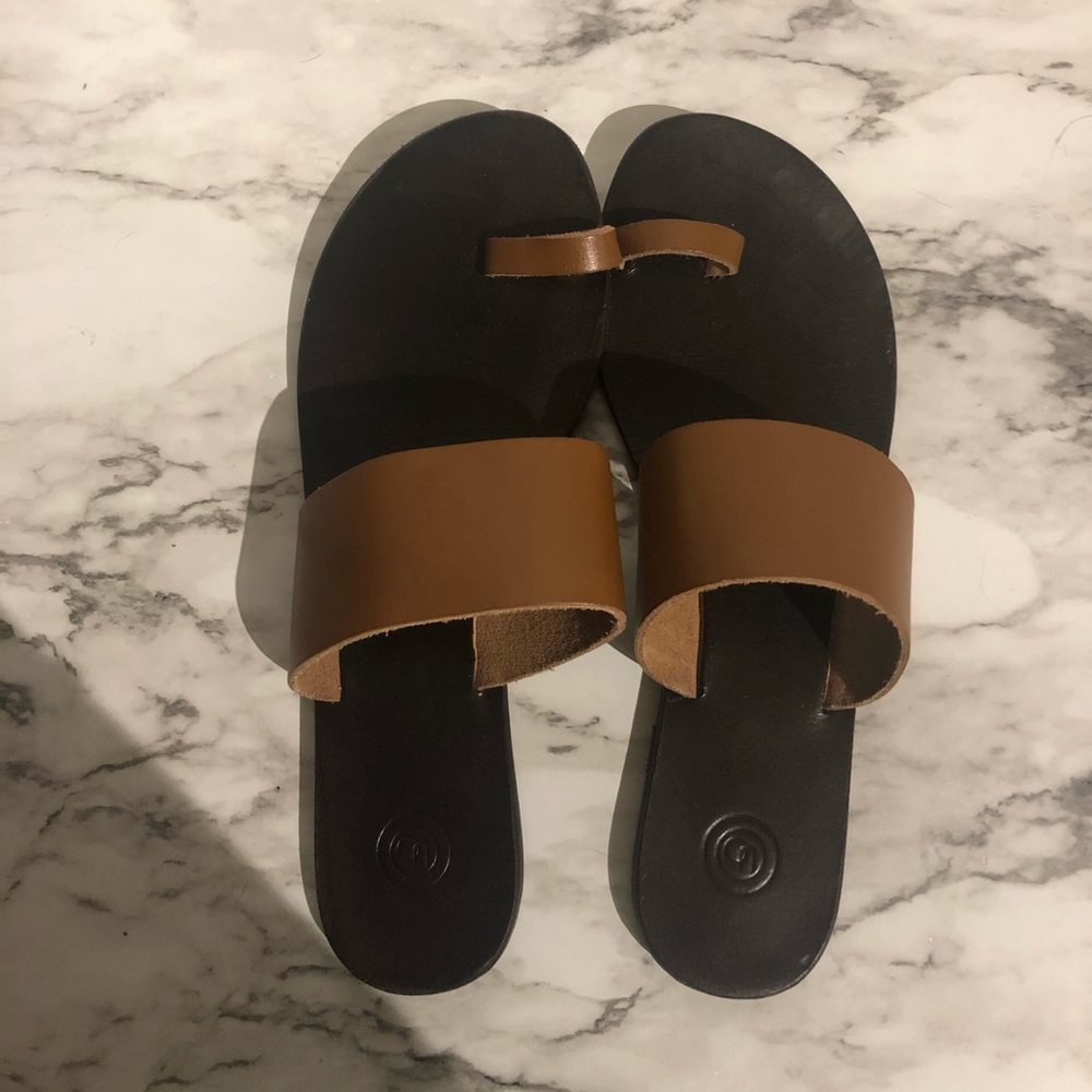 urban outfitters sandals